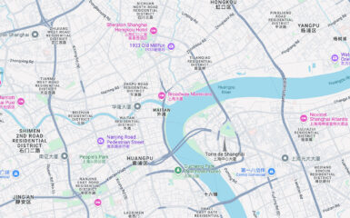 Mapa de la ciudad de Shanghái (上海), China. Contorno del río Huangpu (黄浦江), que atraviesa Shanghái y separa el área de Puxi al oeste y Pudong al este. Captura de pantalla de Google Maps.