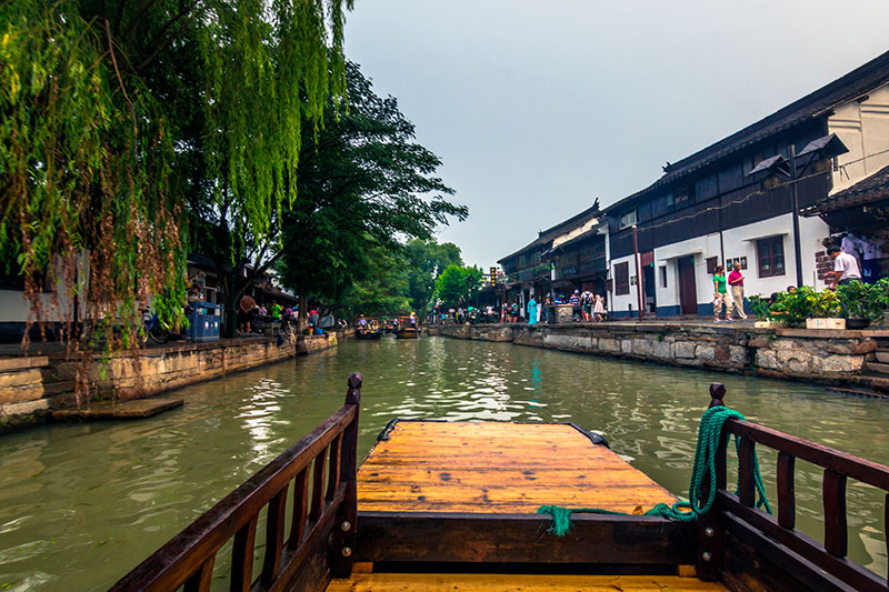 Zhujiajiao: embarcadero para barcazas tradicionales de Zhujiajiao con las que se puede dar un paseo por los canales. Foto: 123RF.