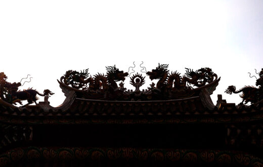 Cuento chino de los cuatro dragones: el dragón negro, el dragón amarillo, el dragón agua y el dragón perla. Foto: 123RF.