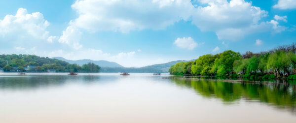 La isla de los tres estanques: el lago del Oeste de Hangzhou. Foto: 123Rf.