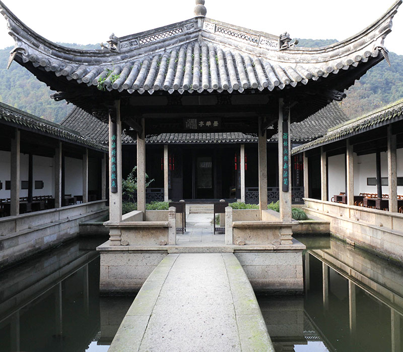 El Pabellón de las Orquídeas, ligado para siempre a la figura de Wang Xizhi, se ha convertido en un memorial de su obra. Foto: 123rf