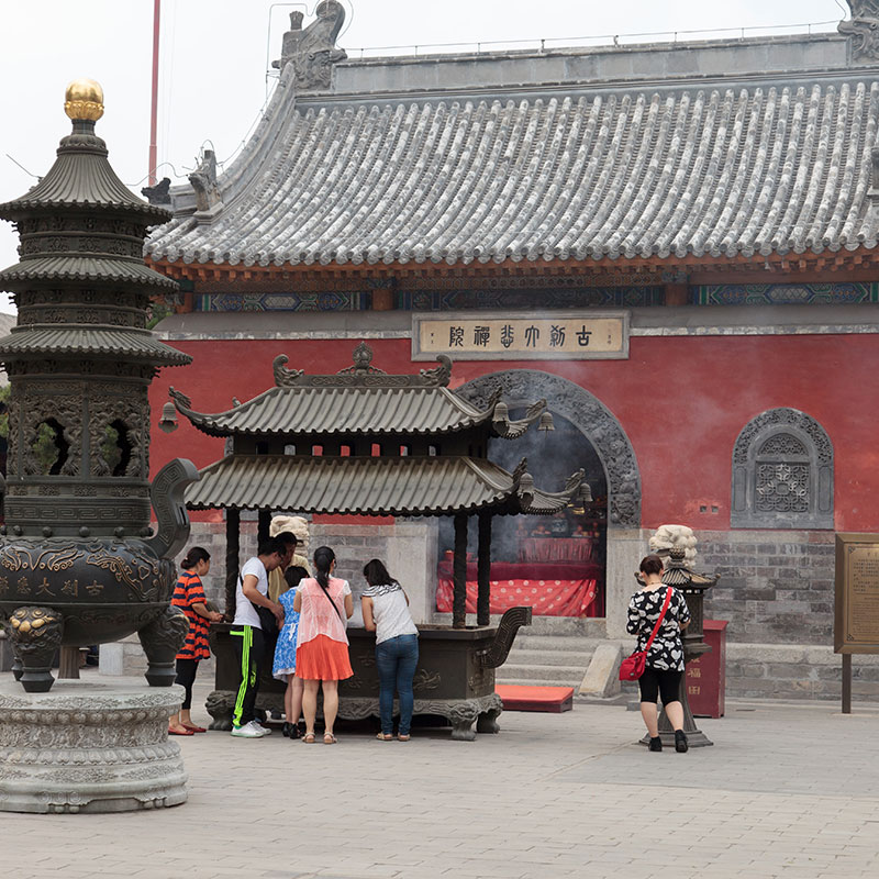Templo budista de Dabei en Tianjin. Foto: Niklas Dougherty. CC BY-SA 4.0, Wikimedia para «Buddhist_temples_in_Tianjin».