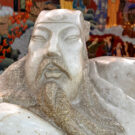 Escultura de Du Fu en el museo dedicado a su vida y obra en Chengdu. Foto: Xiquinhosilva, CC BY 2.0. Wikimedia.