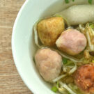 Las albóndigas con sopa son uno de los ocho «platos medianos» de los 24 que componen el llamado «banquete de agua» de Luoyang. Foto: 123RF