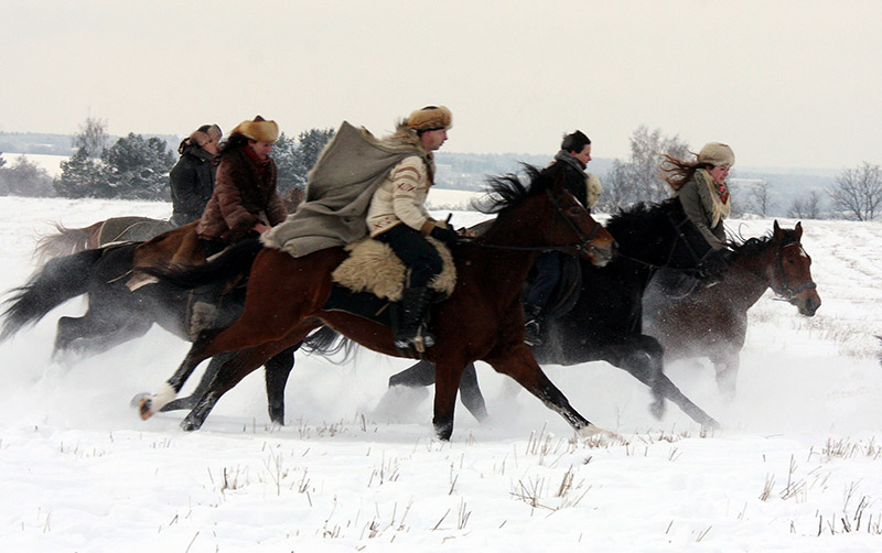 El pueblo oroquen son buenos jinetes y se dedican a la caza a caballo. Foto: 123RF.