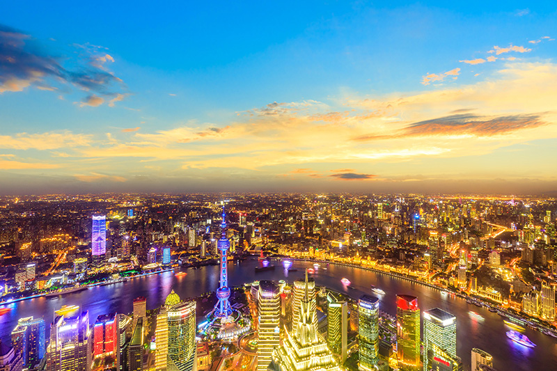 China en el Siglo XXI, de Marcelo Muñoz: paisaje de la ciudad de Shanghai. Foto: 123RF.