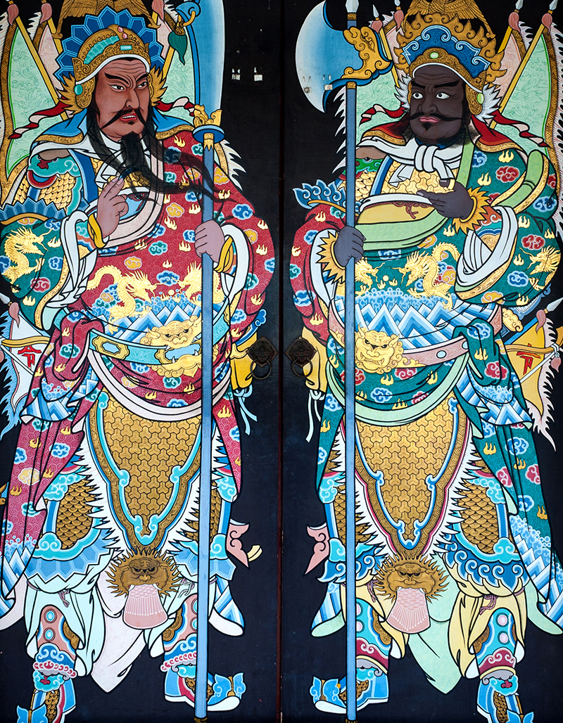 Dioses guardianes de las puertas Shenshu (神荼) y Yulü (鬱壘). Foto:123RF.