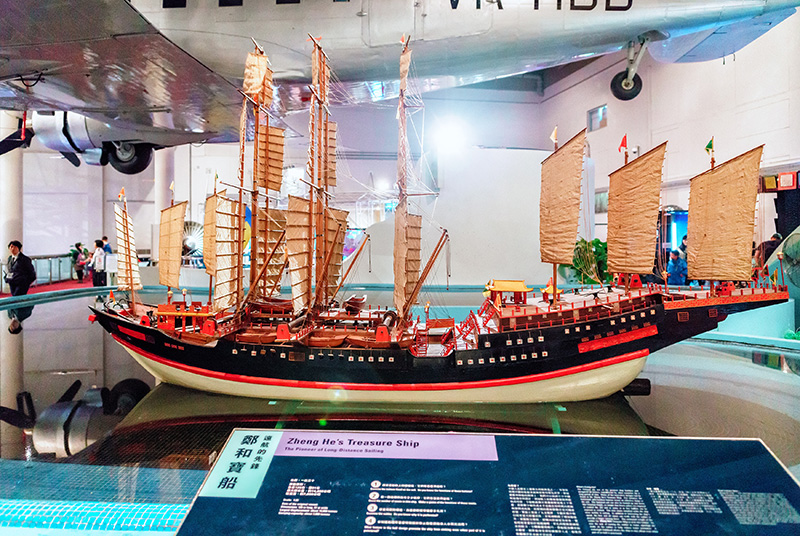 Maqueta de un barco de la flota de Zheng He llamado «barco del tesoro» de 150 m de eslora. Museo de Hong Kong. Foto: 123RF.
