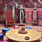 Interior de una tienda Kazaja. Foto: By Hou Shuang, Wikimedia commons, dominio público para «Kazakh yurts».