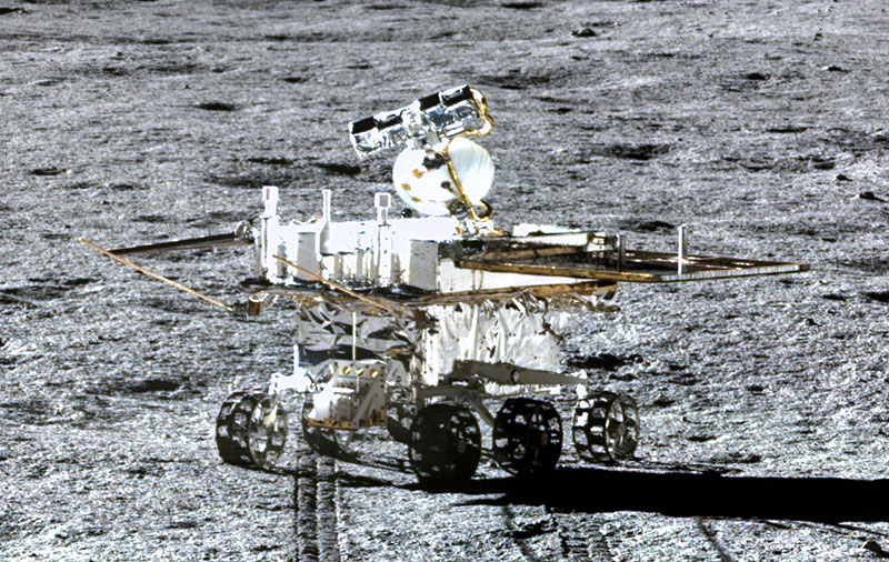 El rover Yutu en la Luna. Foto: CSNA/Siyu Zhang/Kevin M. Gill. Licencia CC BY 2.0 y Wikimedia commons